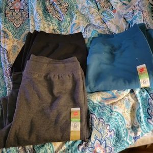 Large woman sweatpants